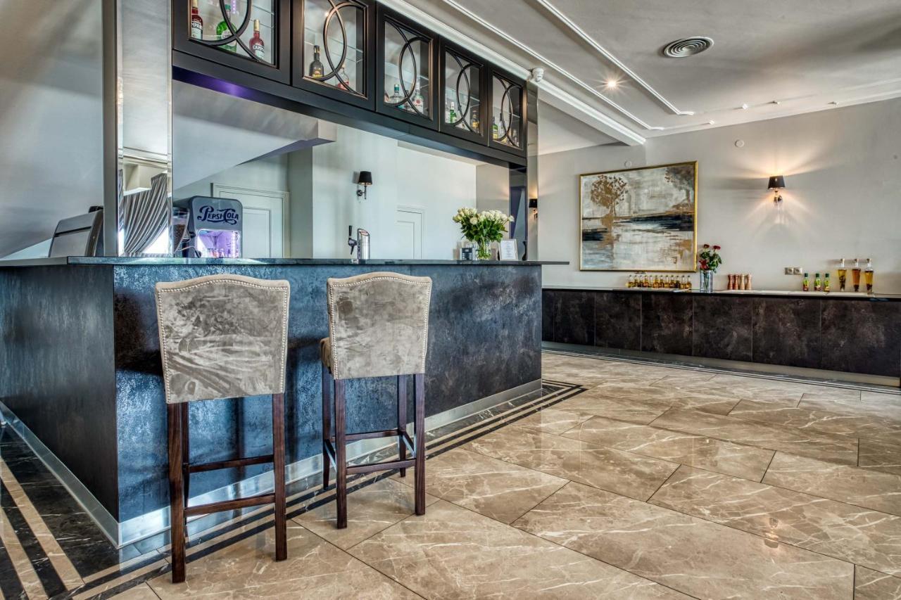 Hotel Bialy Dom Rybnik  Kültér fotó
