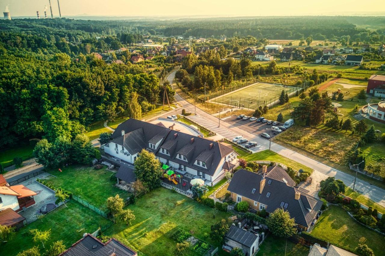 Hotel Bialy Dom Rybnik  Kültér fotó